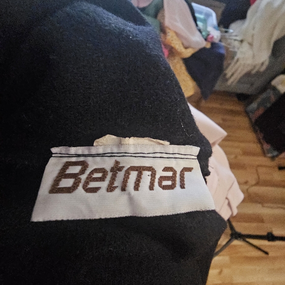 Betmar Wool Cape With Integrated Scarf - Picture 5 of 5